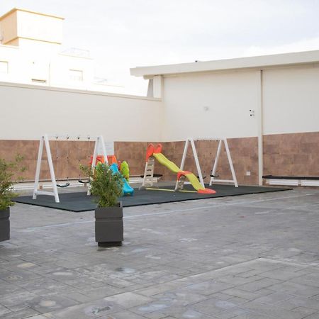 E-Twelve Apartment نابولي المظهر الخارجي الصورة